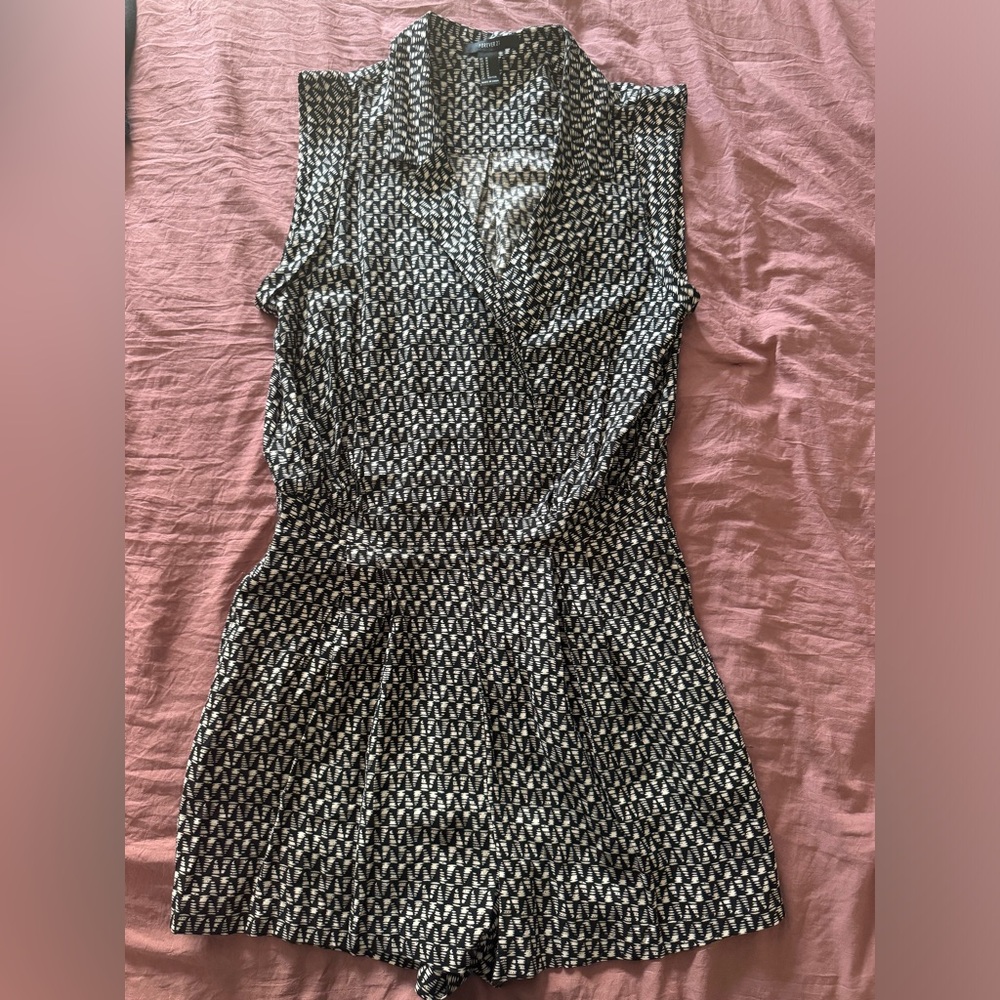 Forever 21 Romper - Picture 1 of 9